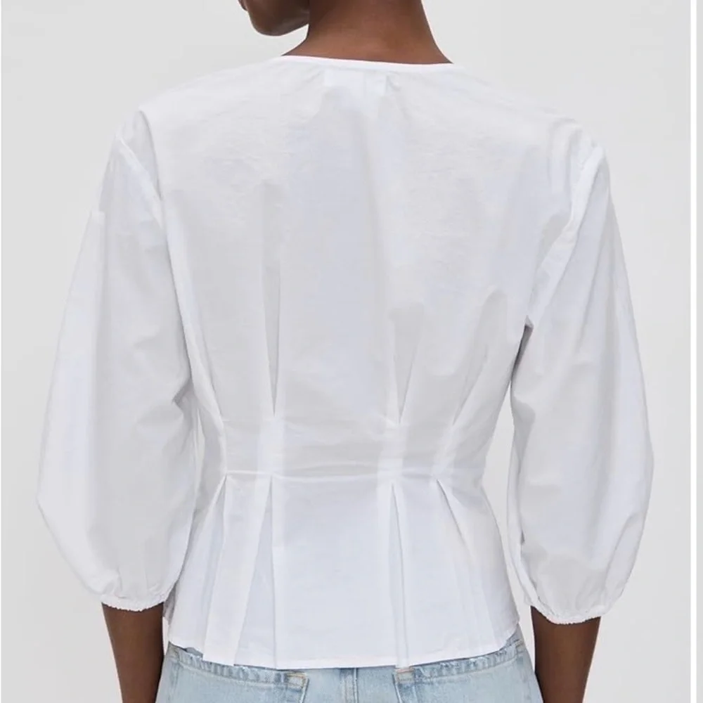 Velvet by Graham & Spencer - Riri Top - Picture 4 of 6